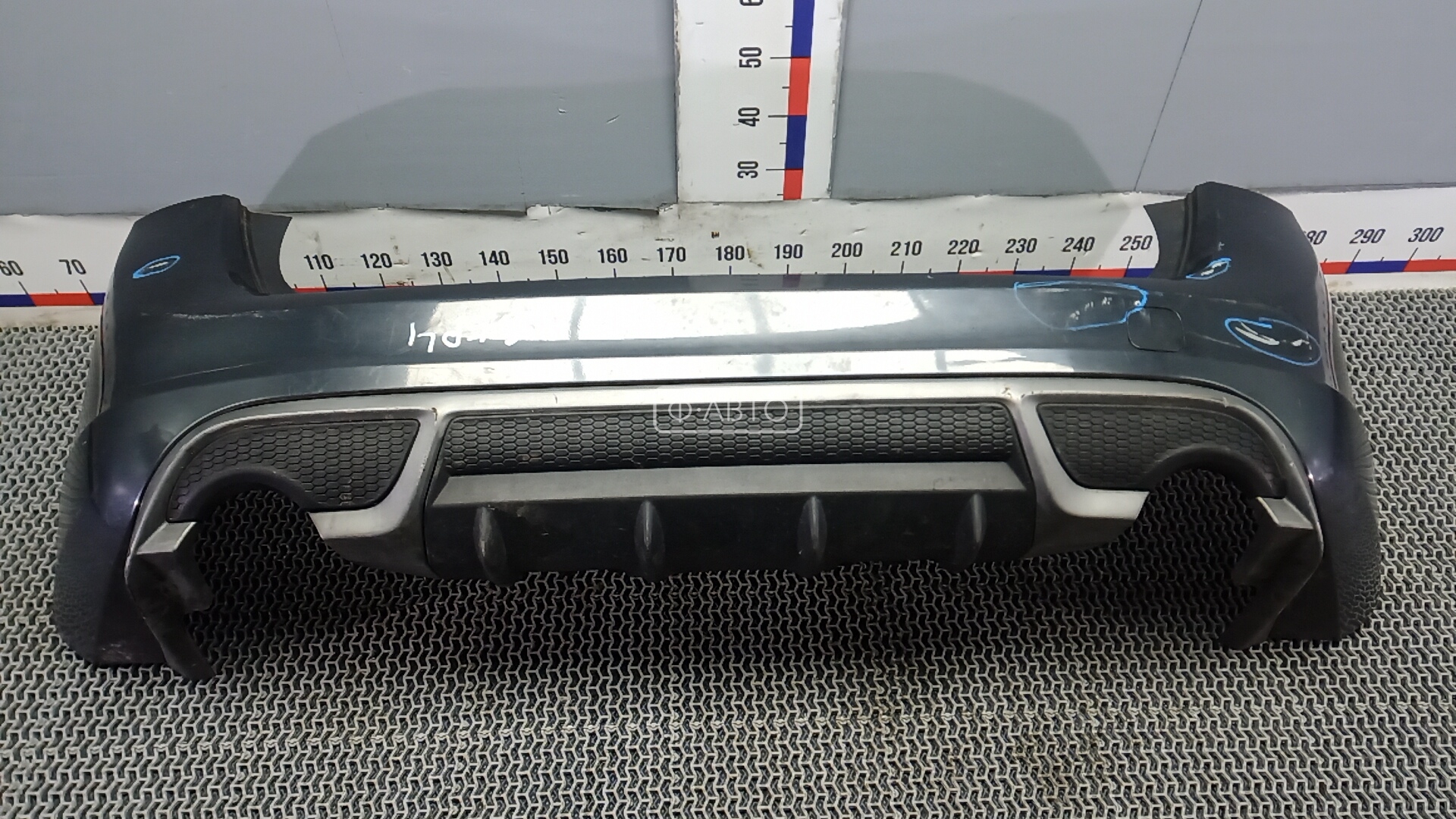 Бампер задний