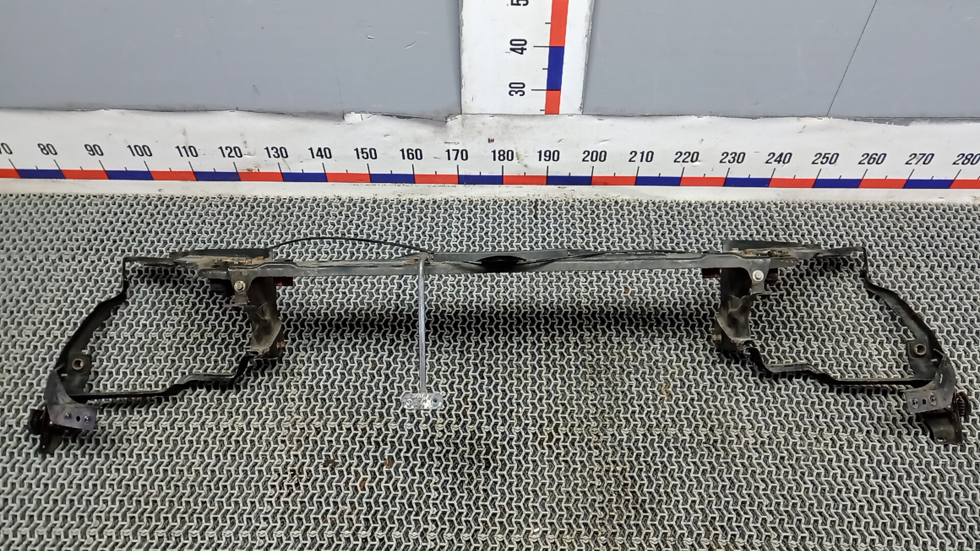 Передняя панель крепления облицовки (телевизор) MERCEDES BENZ C-CLASS W204