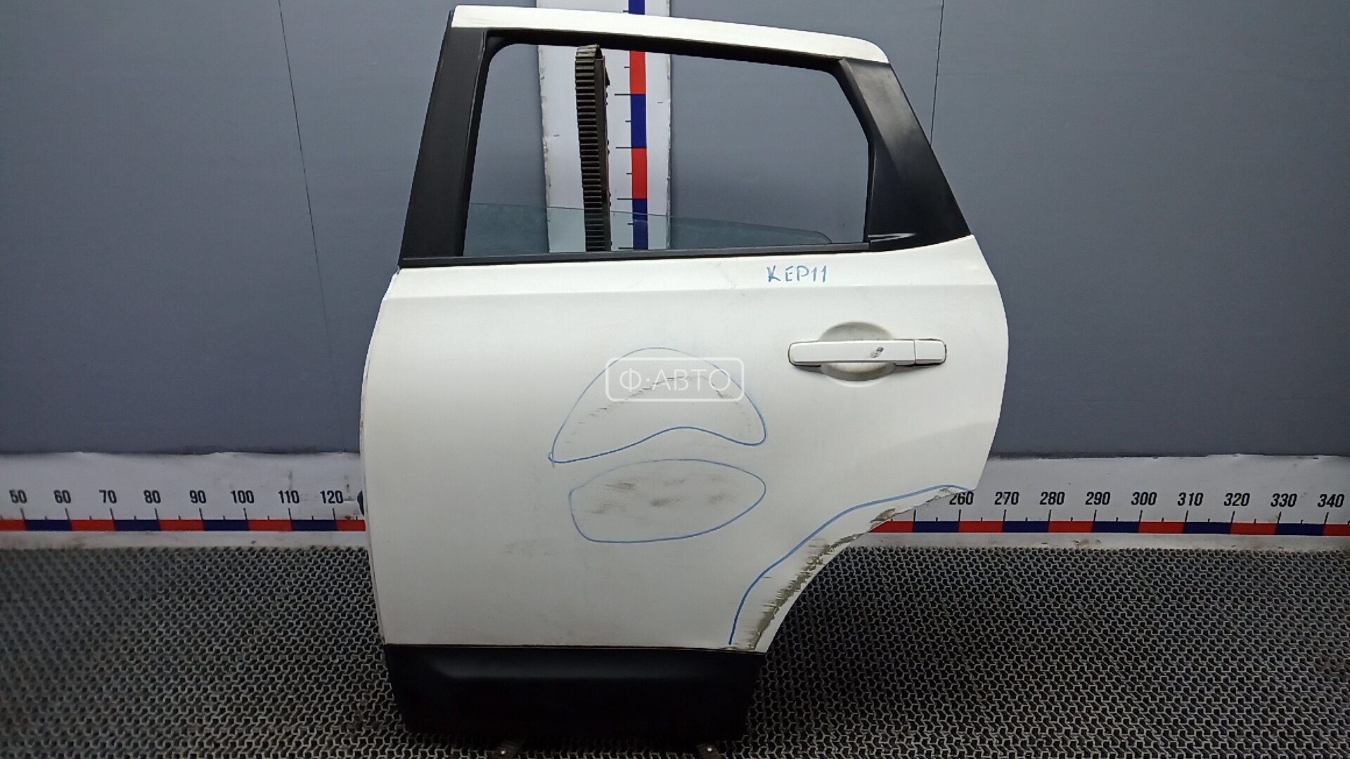 Дверь задняя левая