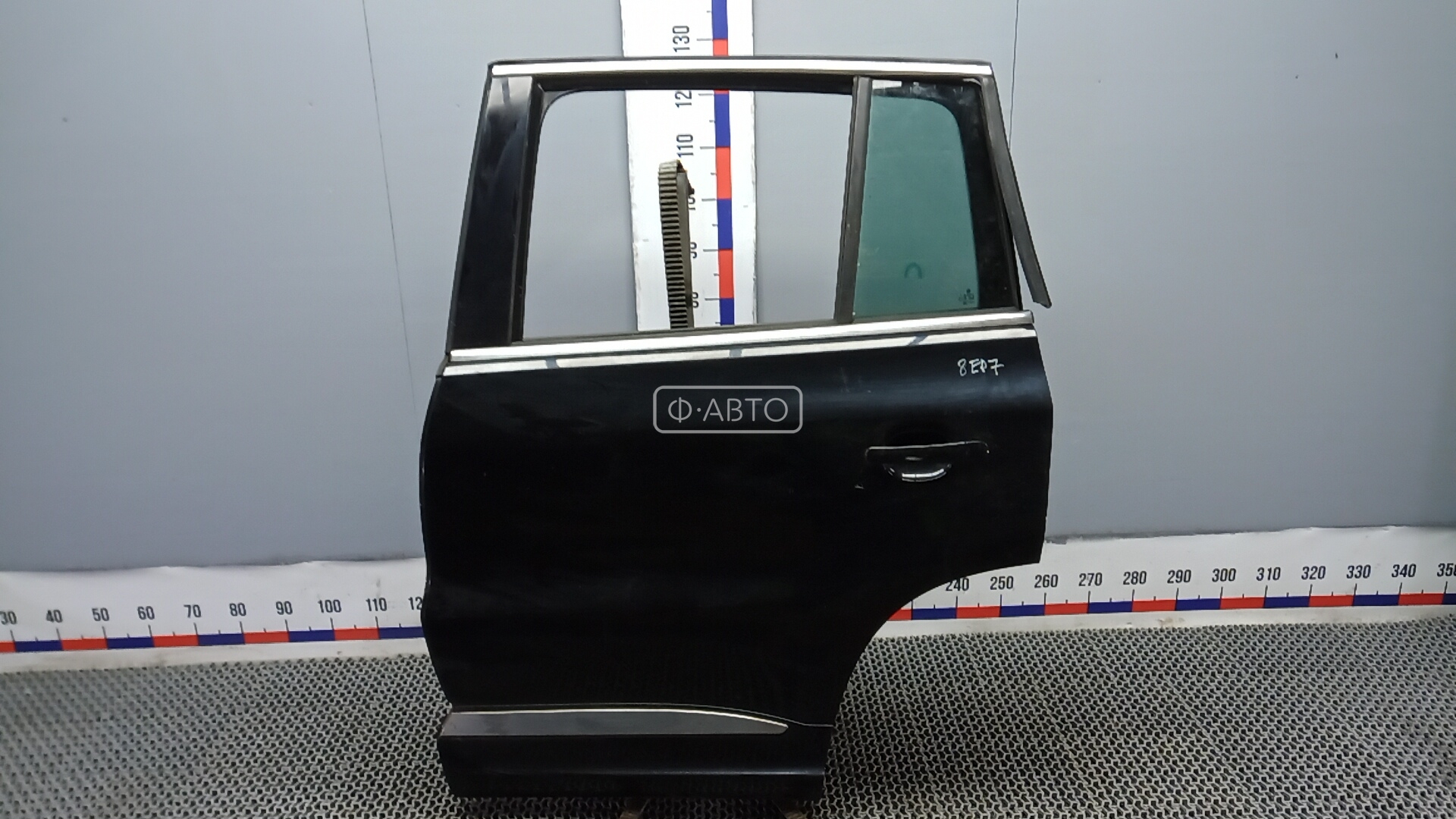 Дверь задняя левая