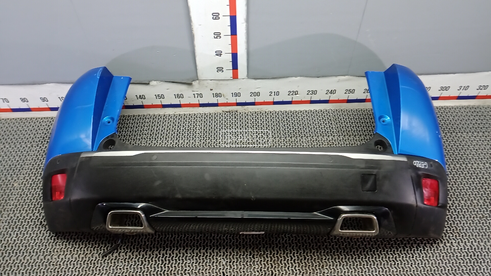 Бампер задний