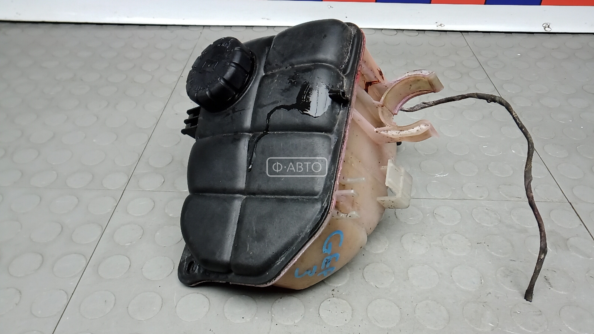 Бачок расширительный