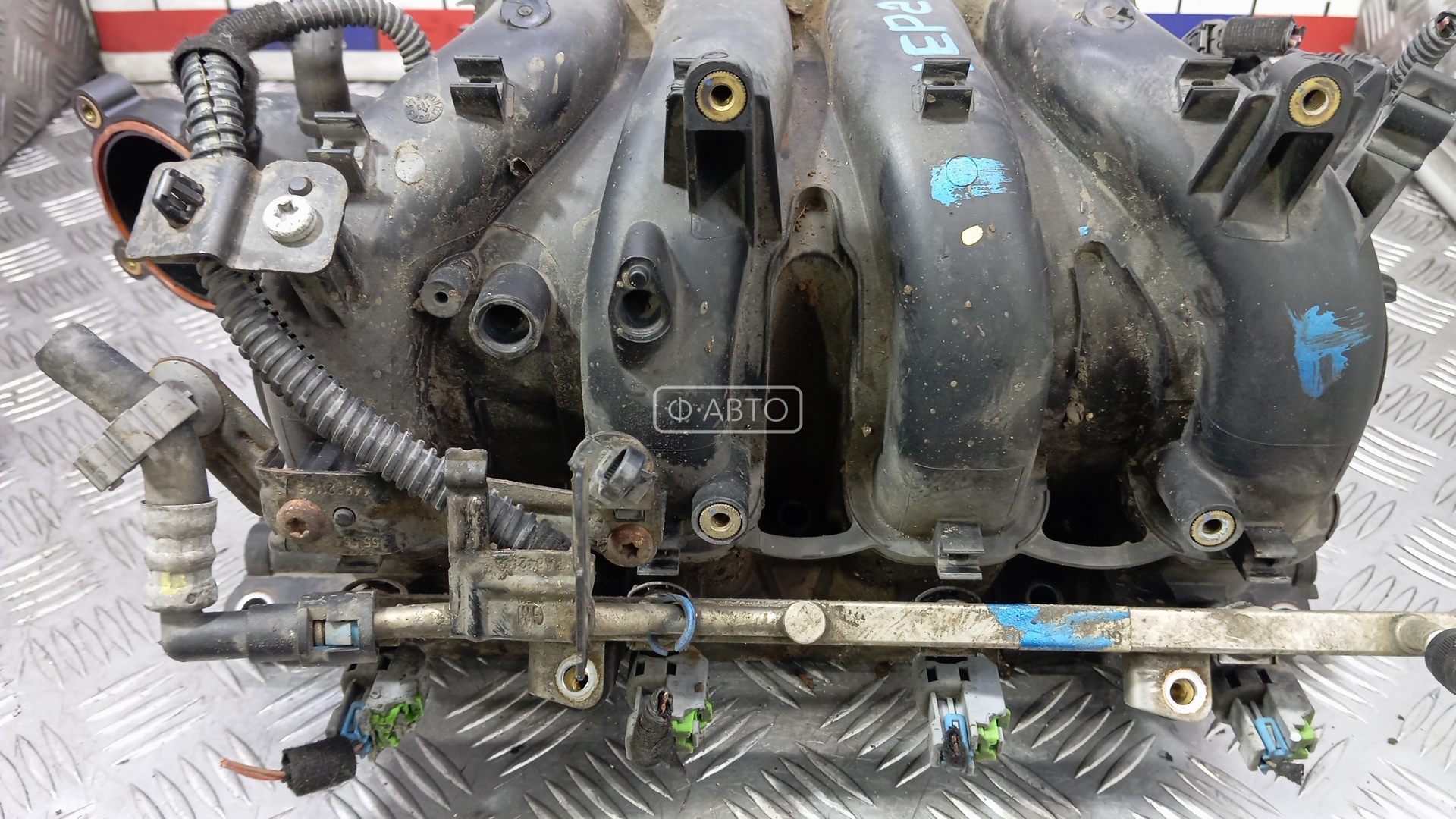 Впускной коллектор бензиновый