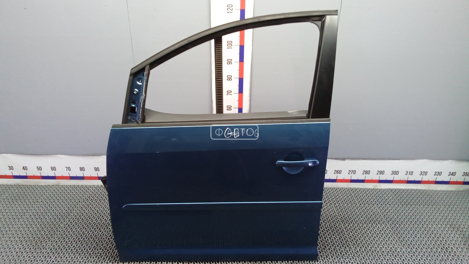 Дверь передняя левая