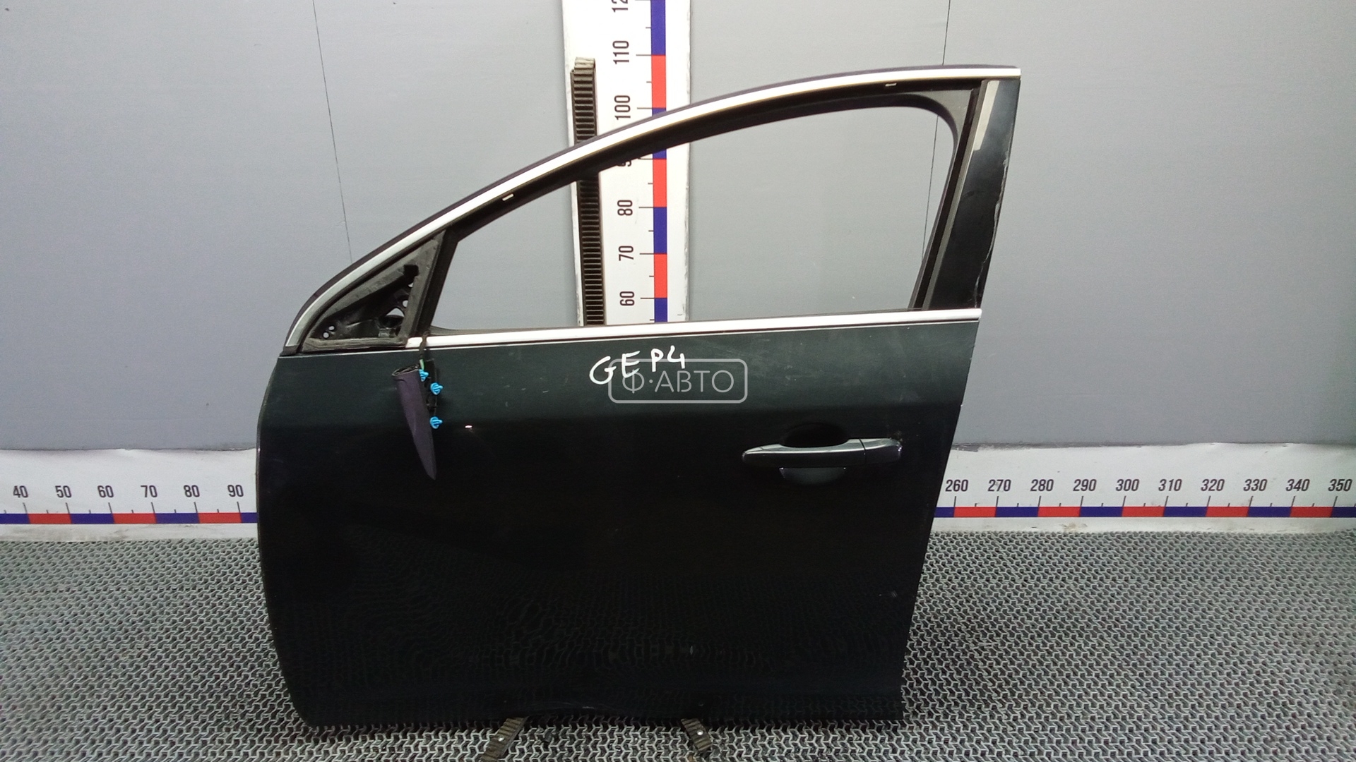 Дверь передняя левая