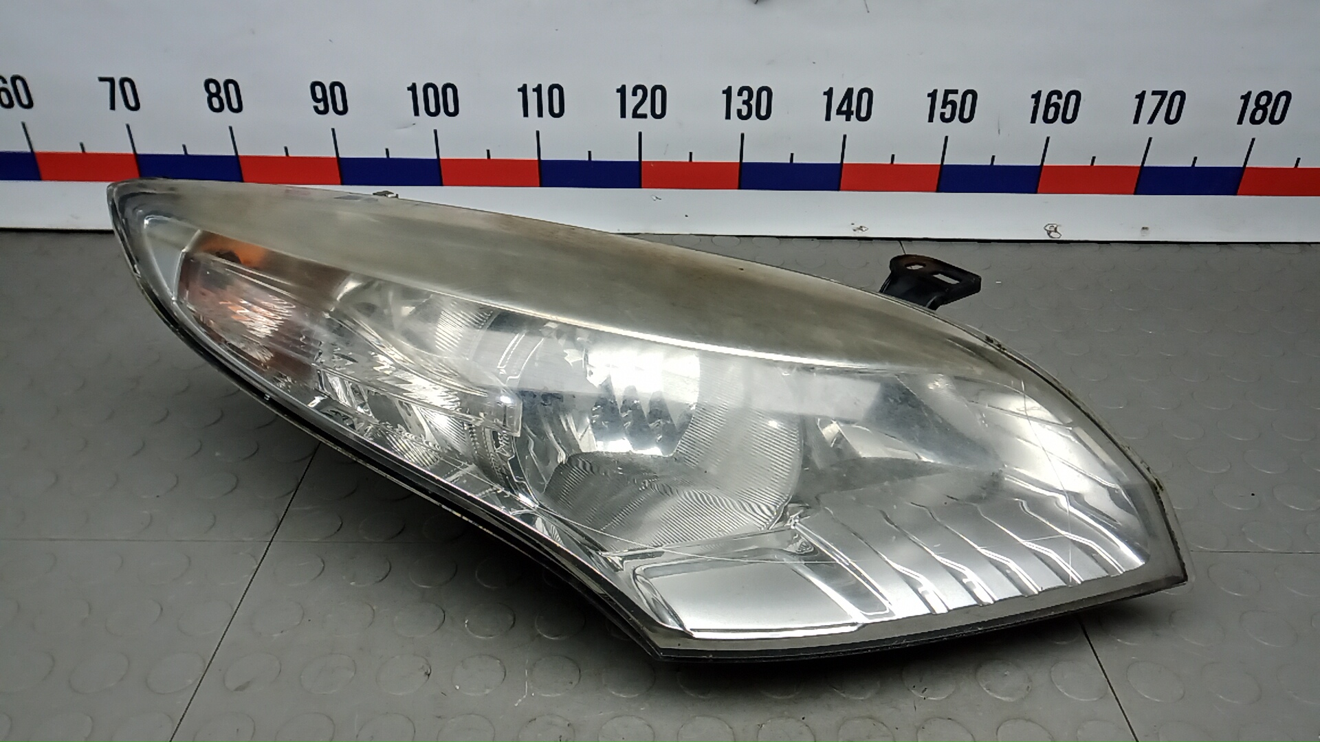 Фара правая RENAULT MEGANE 3