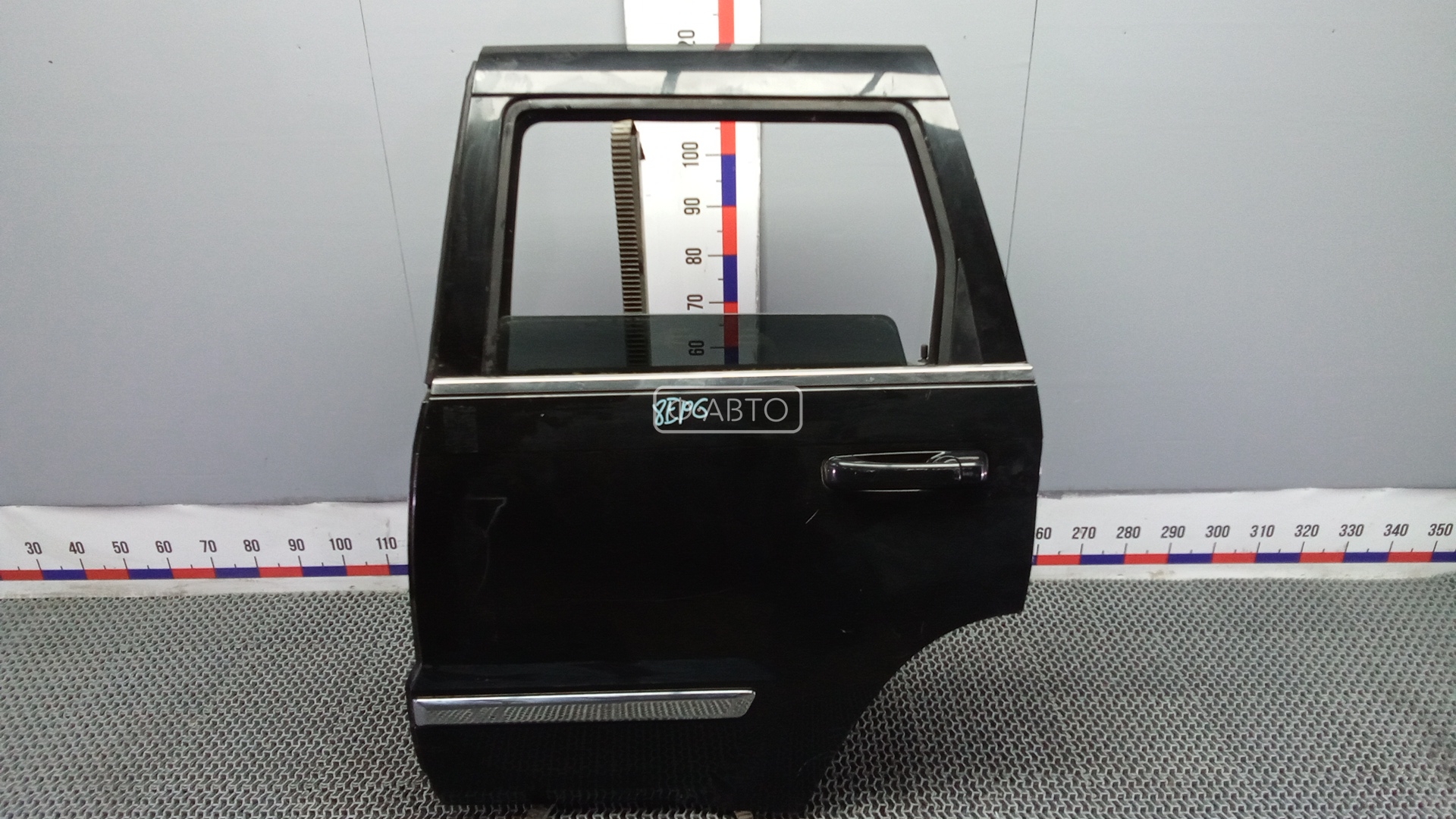 Дверь задняя левая