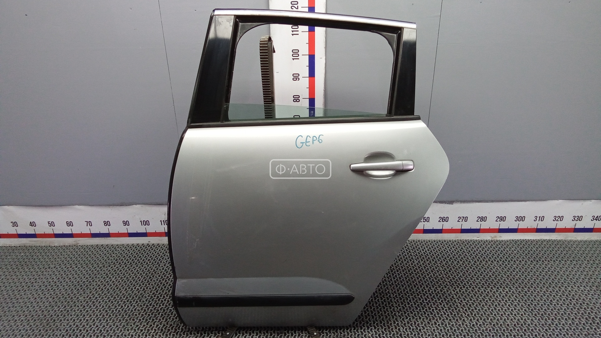 Дверь задняя левая