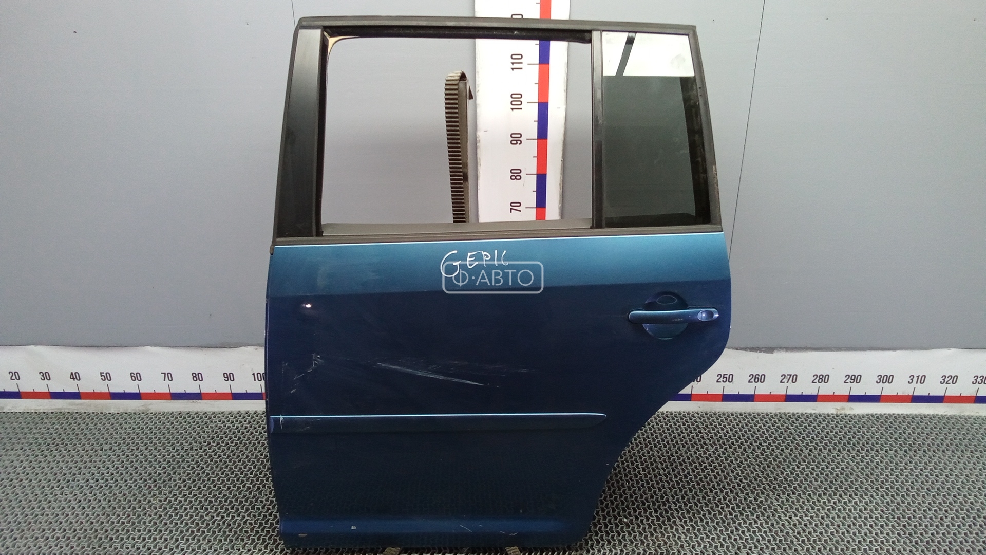 Дверь задняя левая