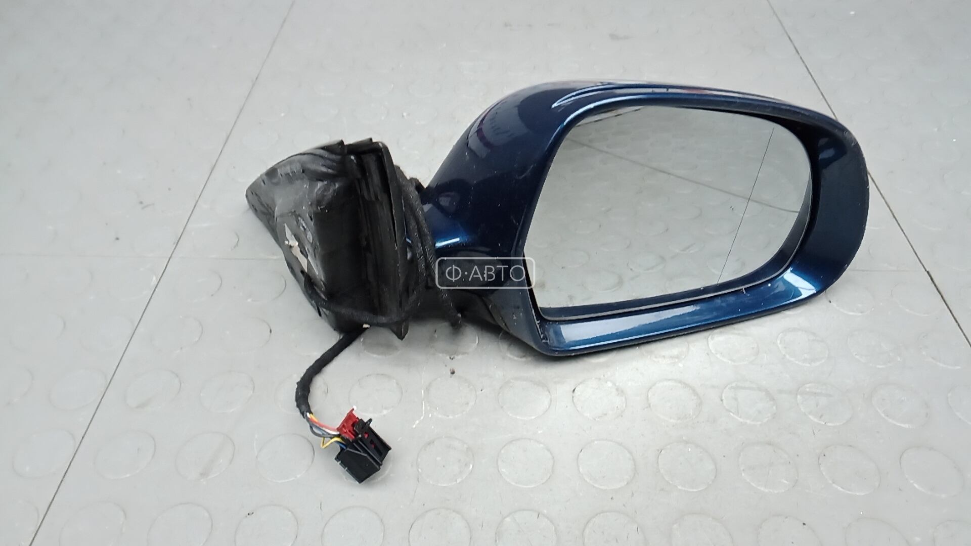 Зеркало наружное правое