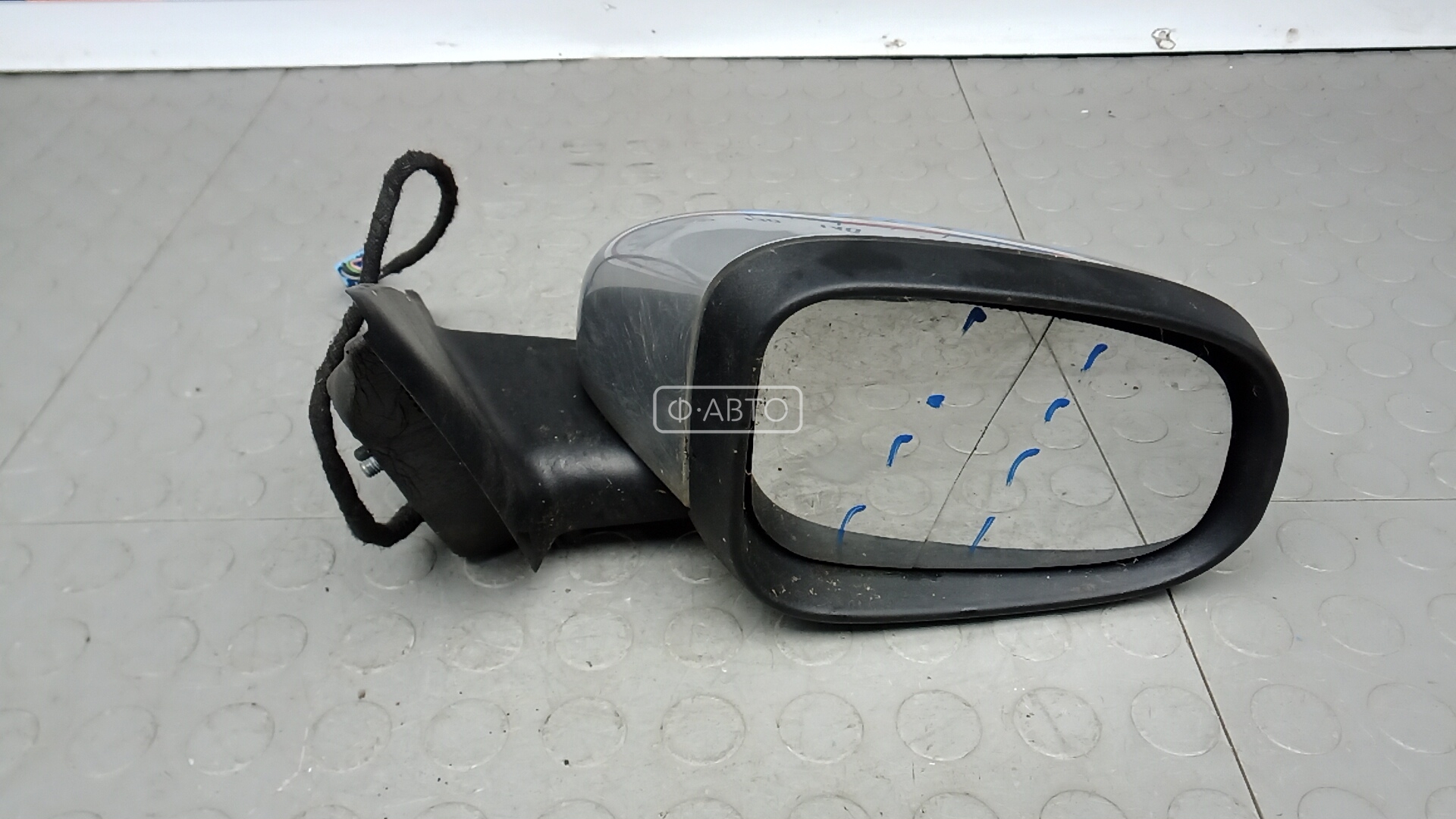 Зеркало наружное правое
