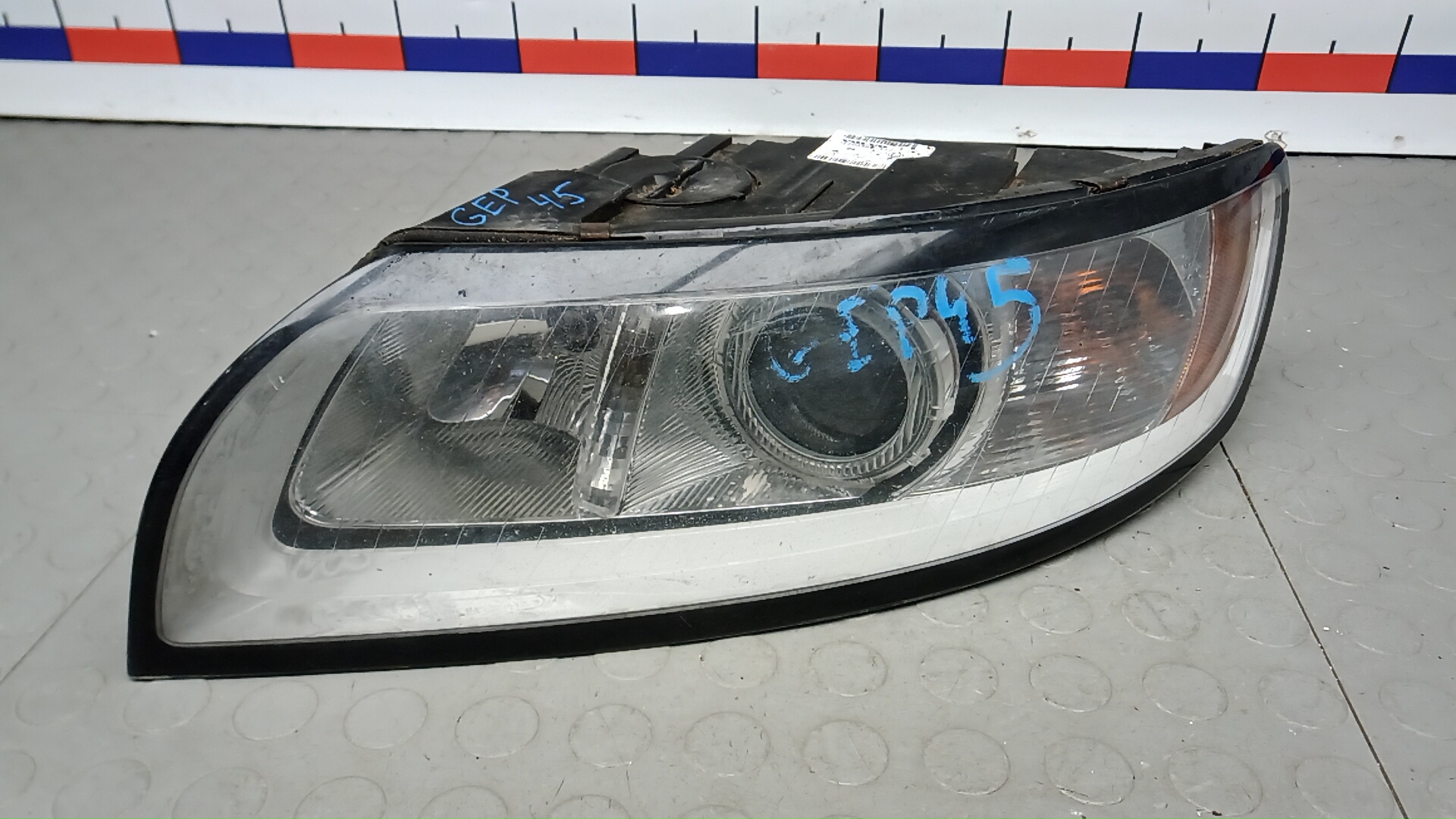 Фара левая VOLVO S40 II MS