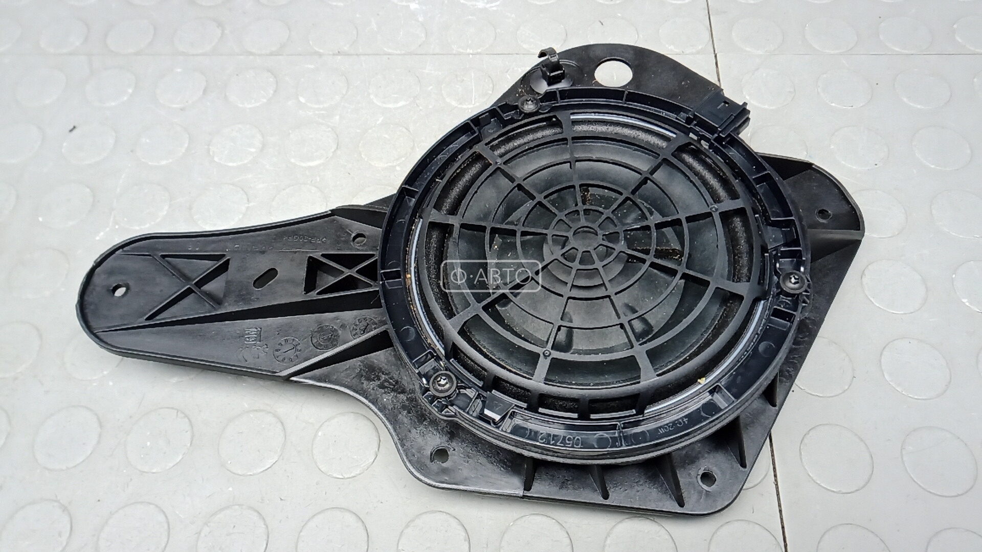 Динамик двери задней правой