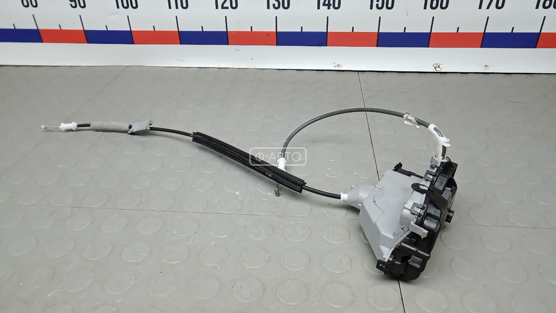 Замок двери задней правой