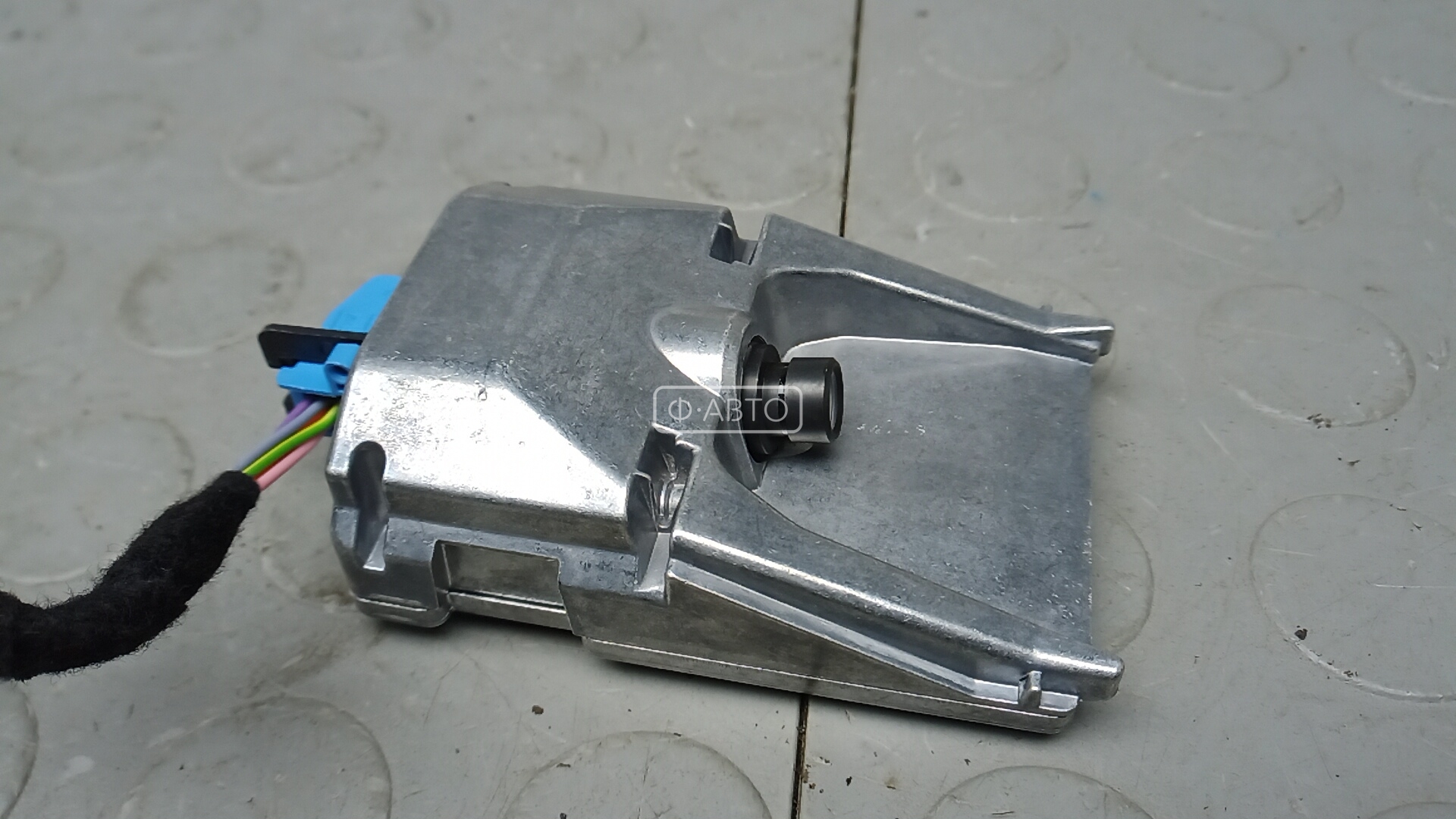 Камера переднего вида