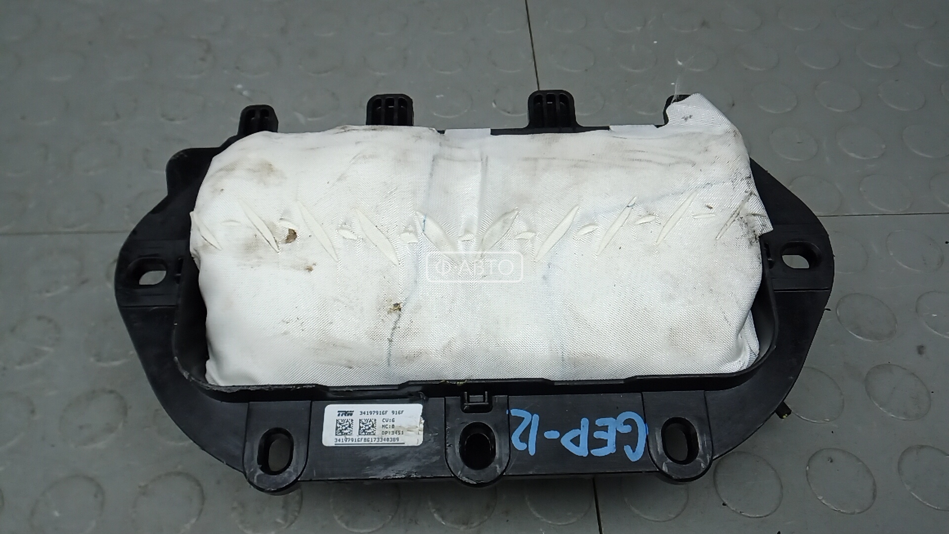 Подушка безопасности пассажира