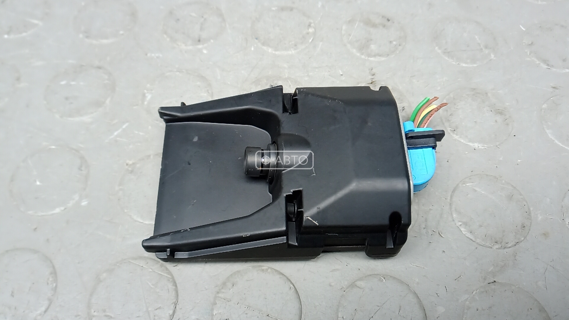 Камера переднего вида