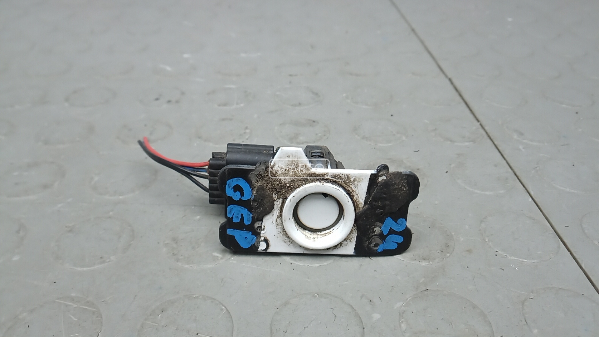 Парктроник задний