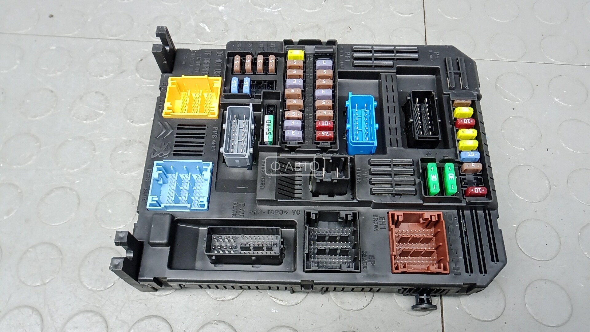 Блок предохранителей