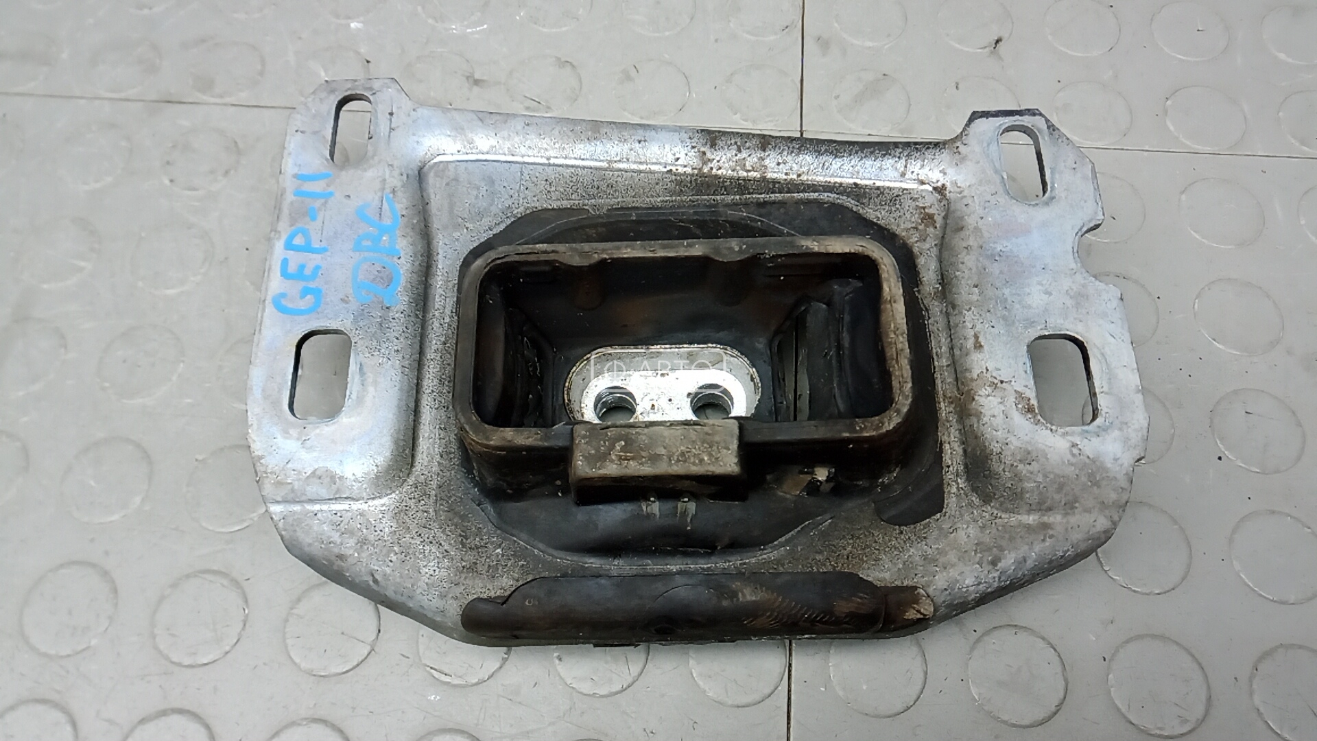 Подушка двигателя бензиновая