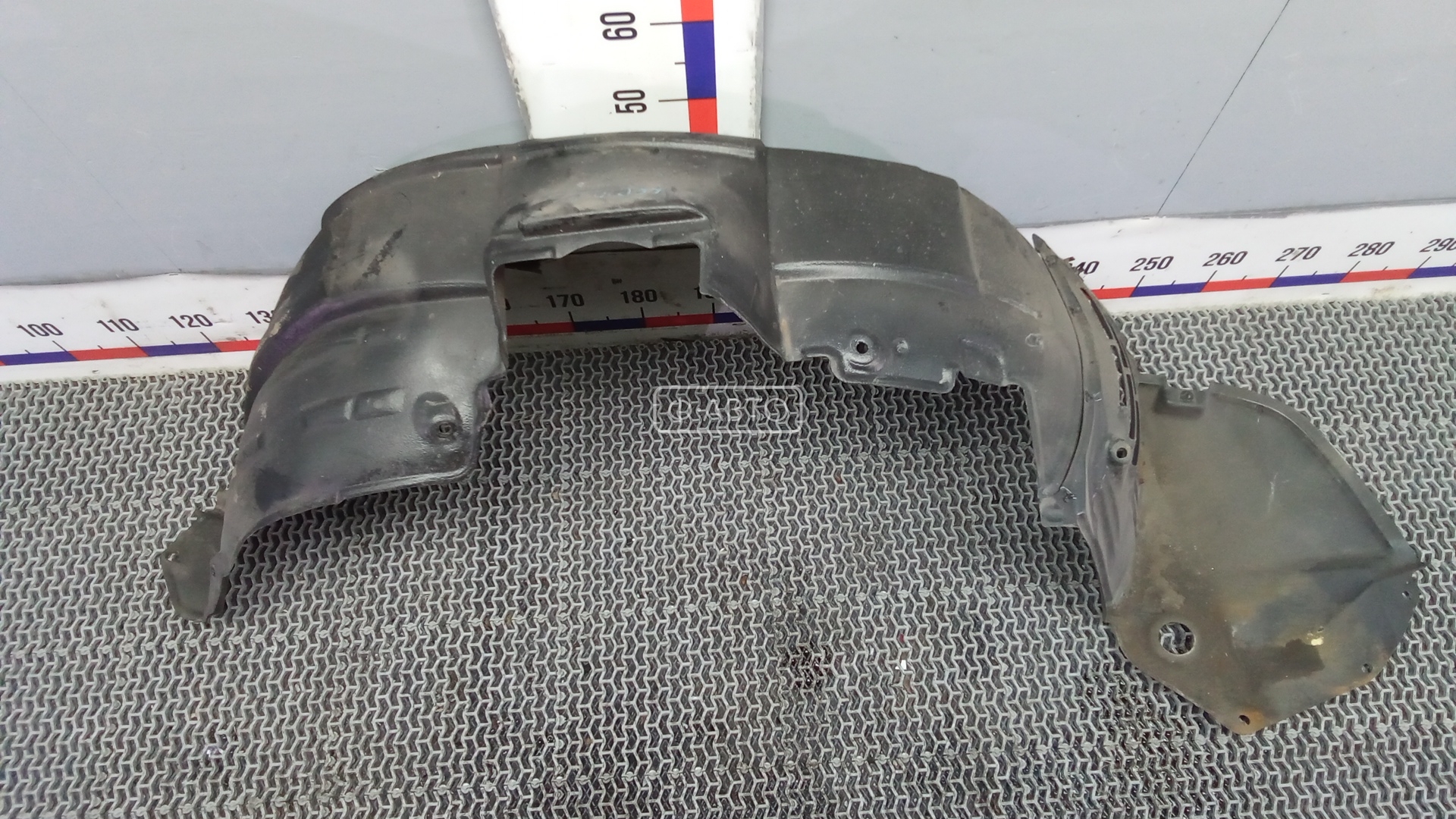 Защита арок (защита крыла, подкрылок) передняя левая