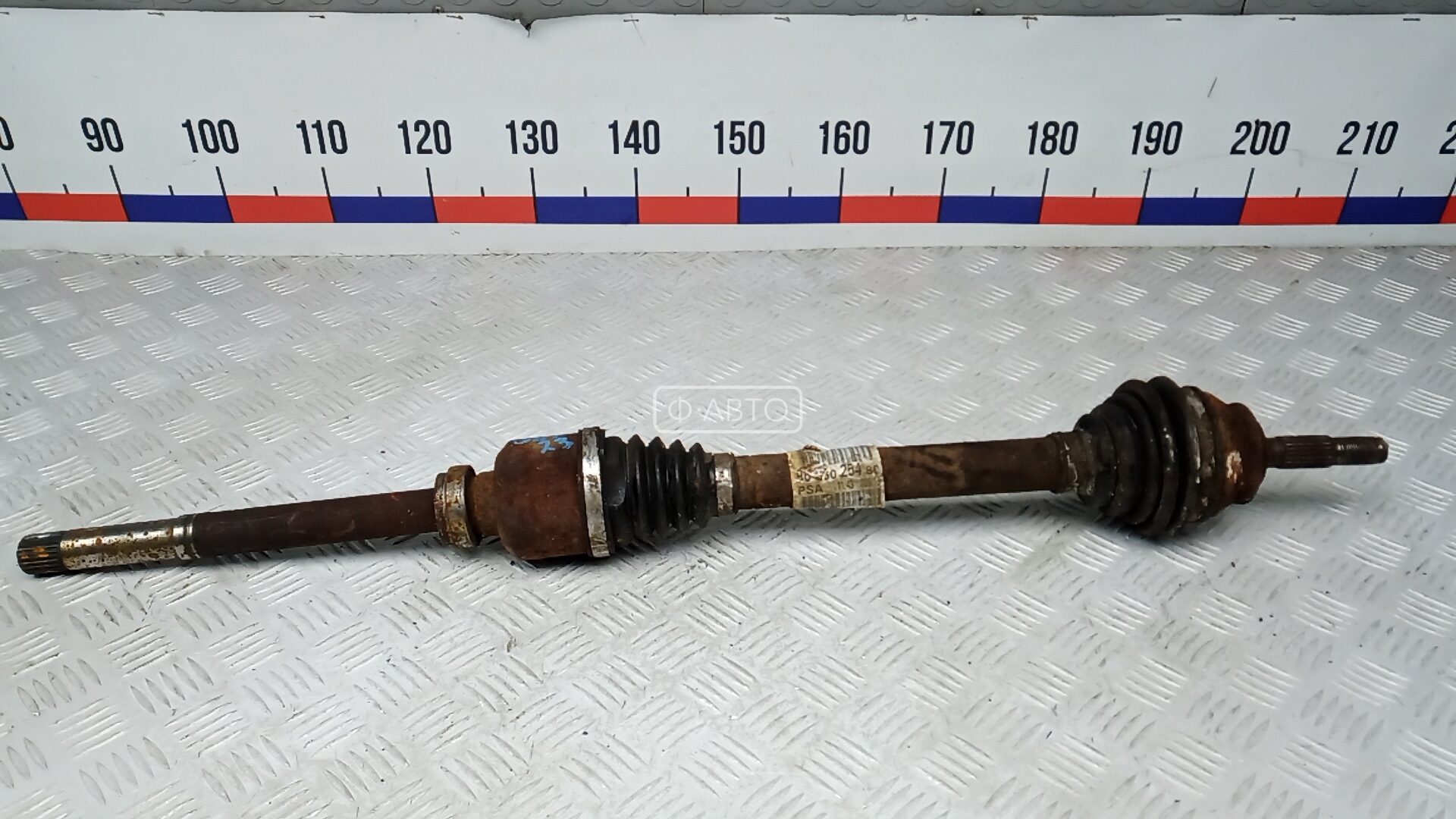 Привод передний правый