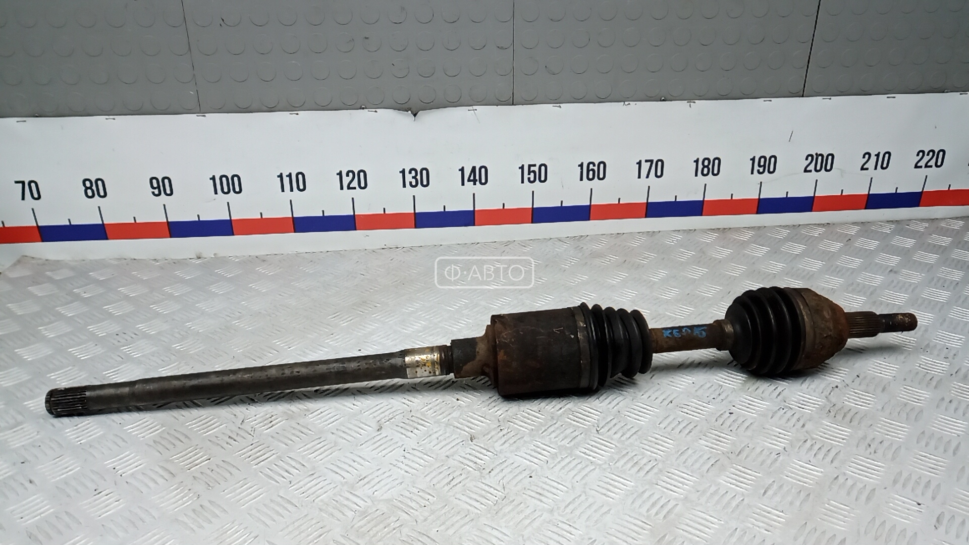 Привод передний правый