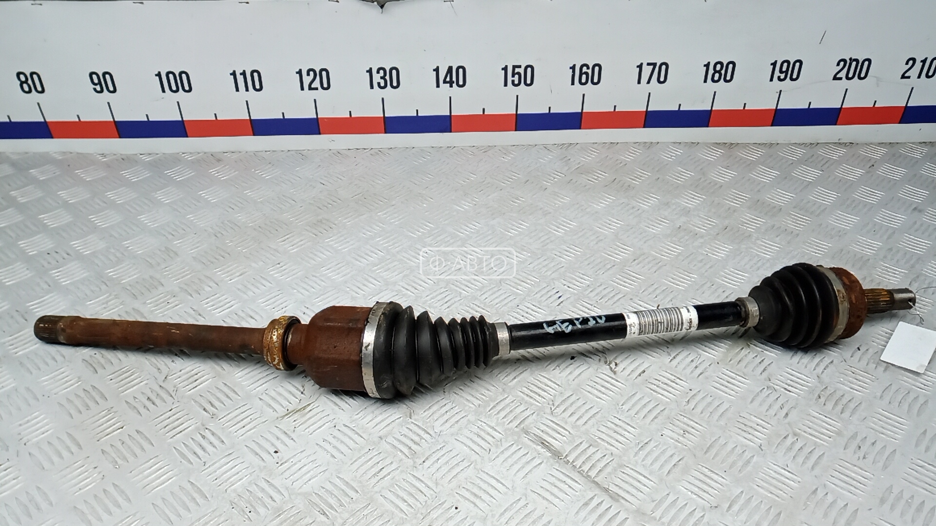 Привод передний правый