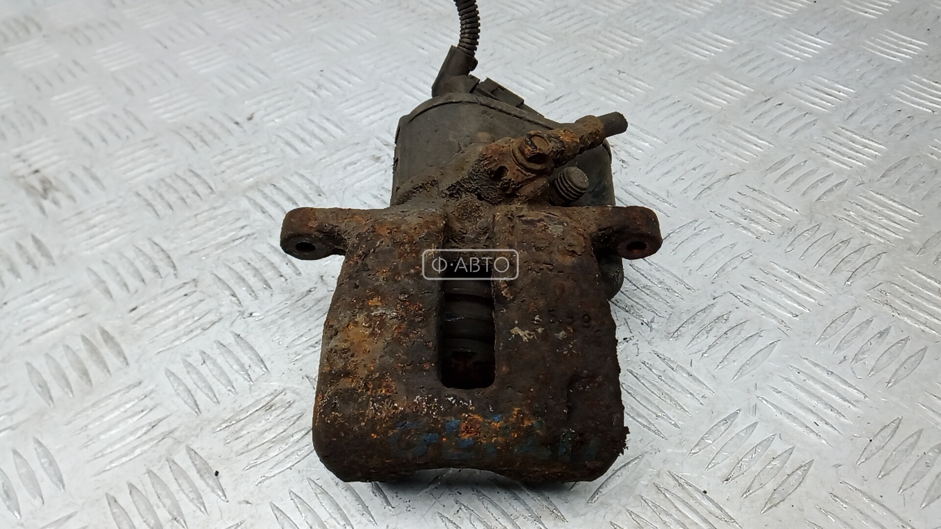 Суппорт тормозной задний левый