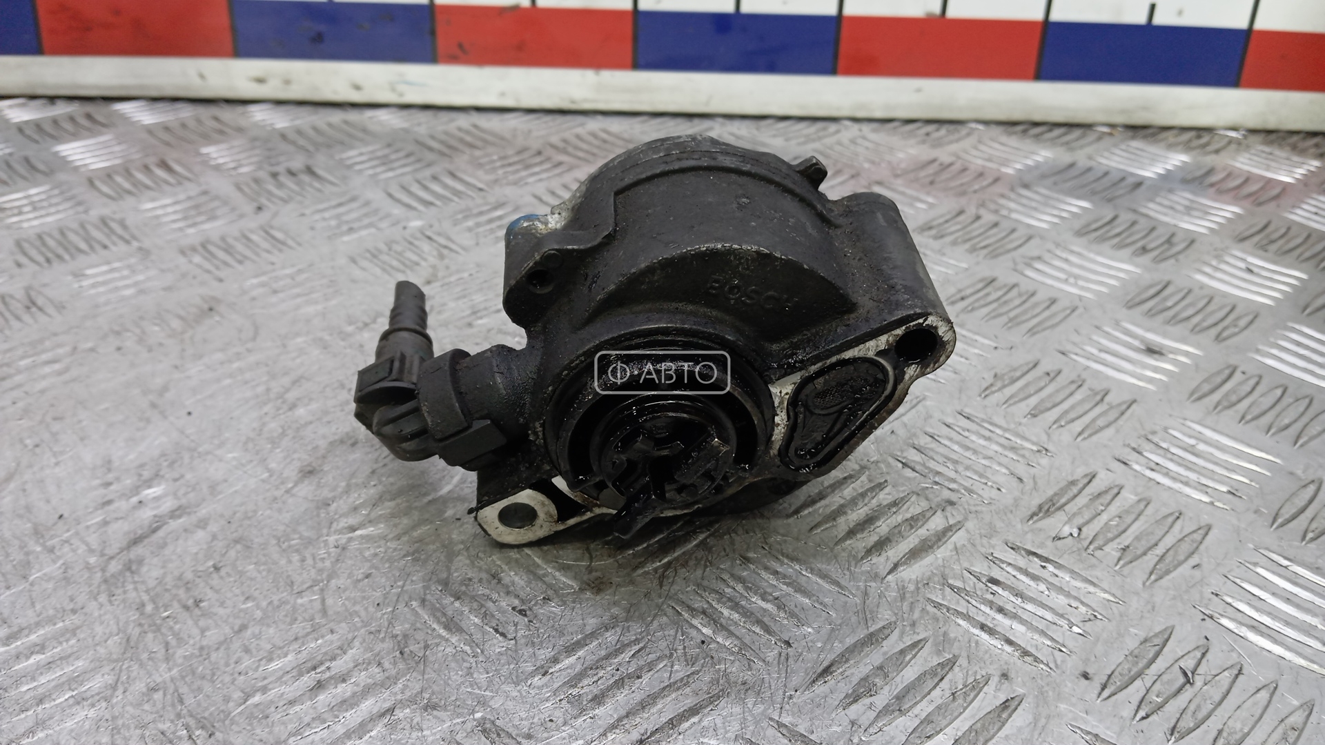 Насос вакуумный