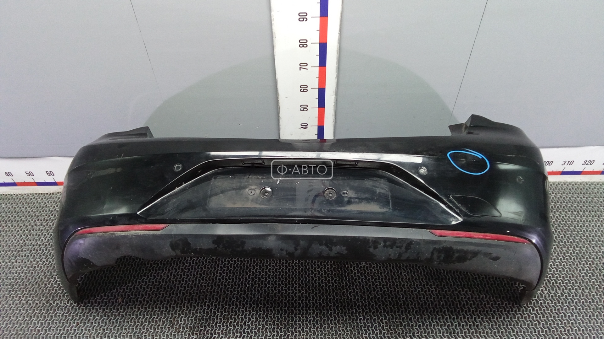 Бампер задний