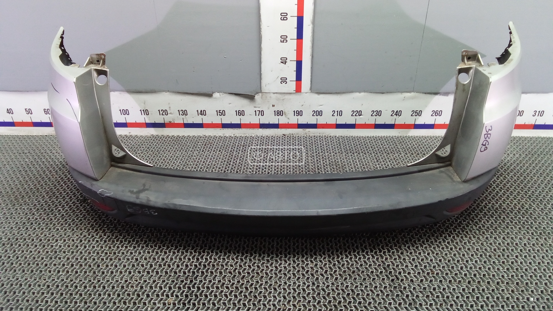 Бампер задний