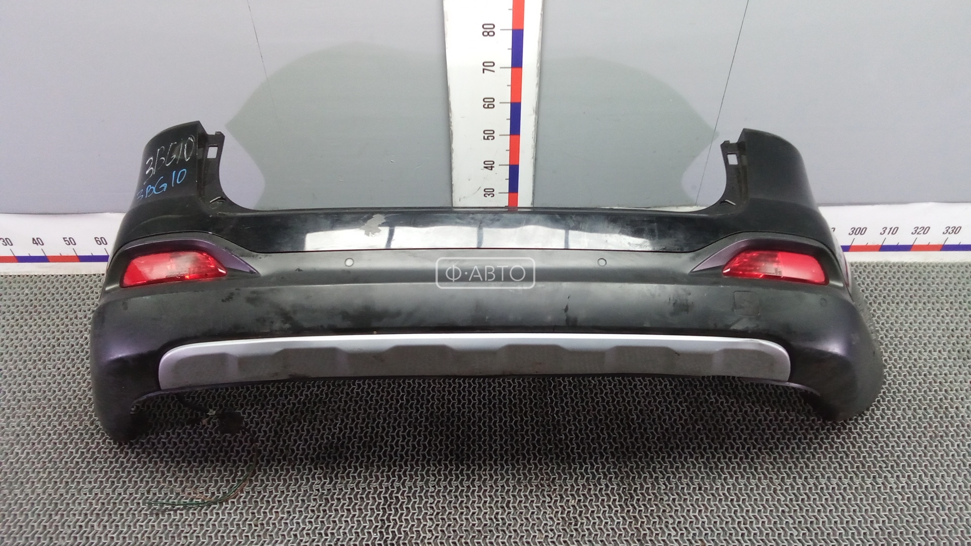 Бампер задний