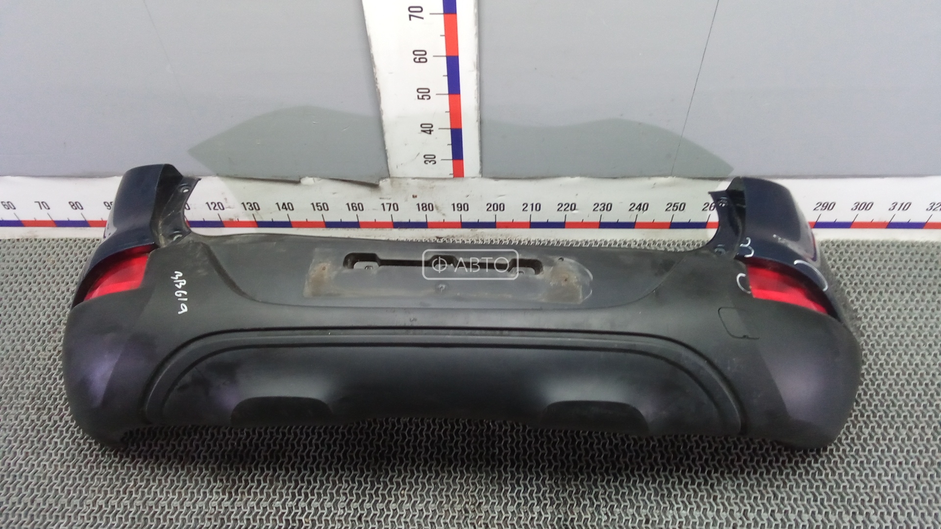 Бампер задний