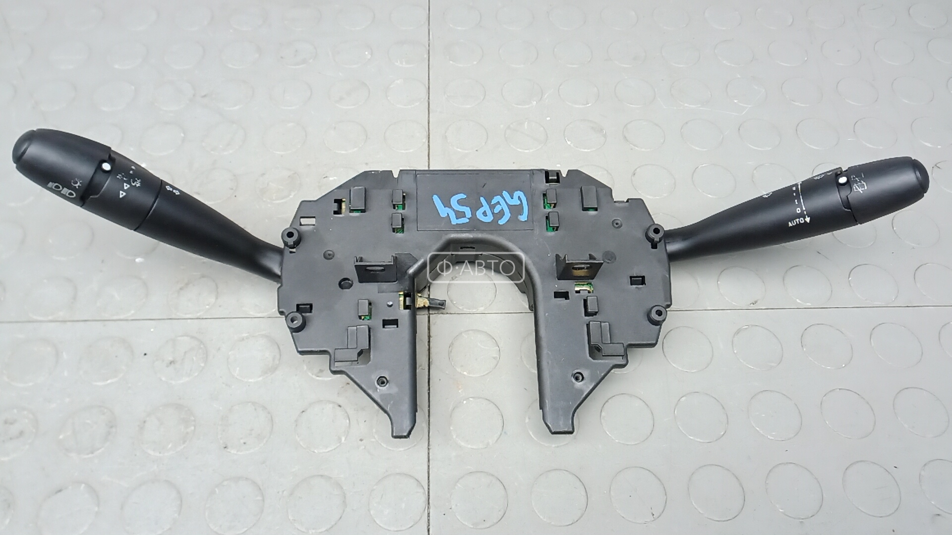 Переключатель поворотов и дворников (стрекоза)