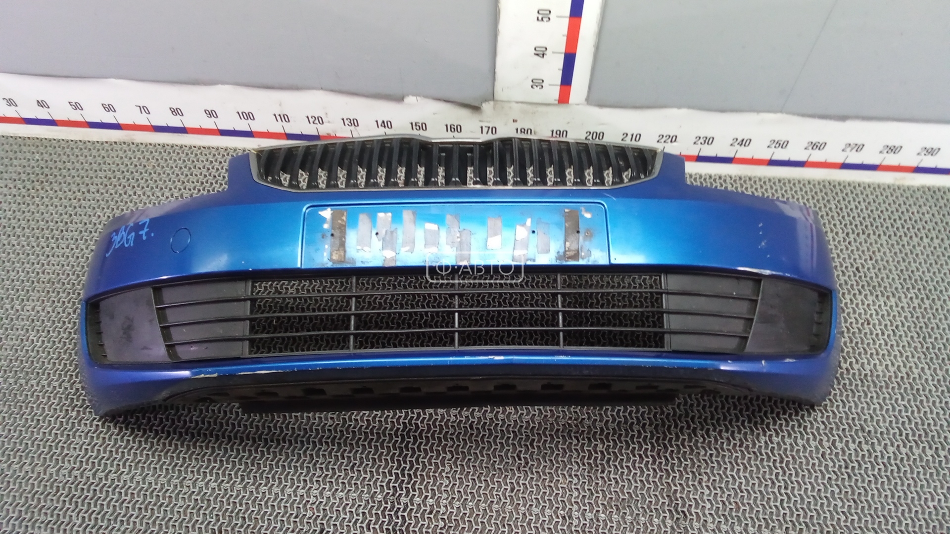 Бампер передний