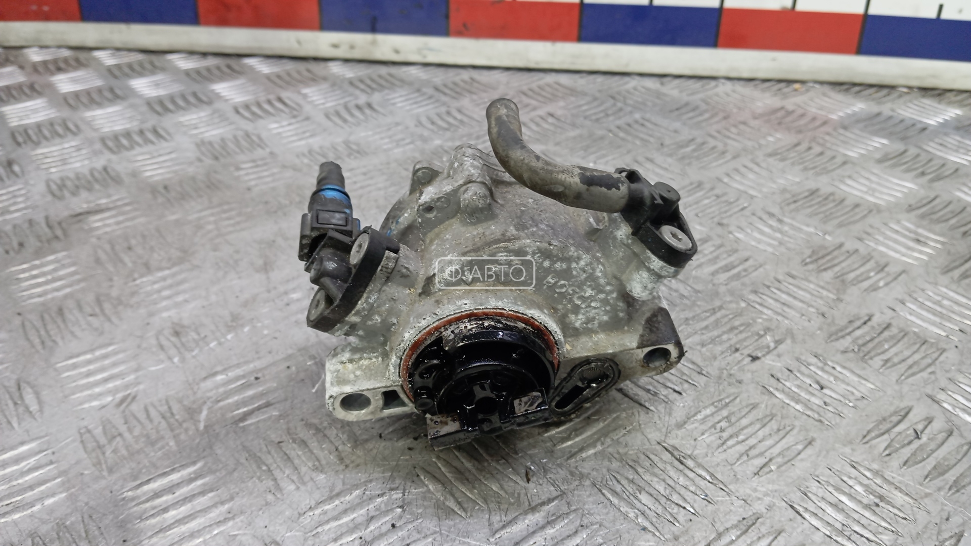 Насос вакуумный