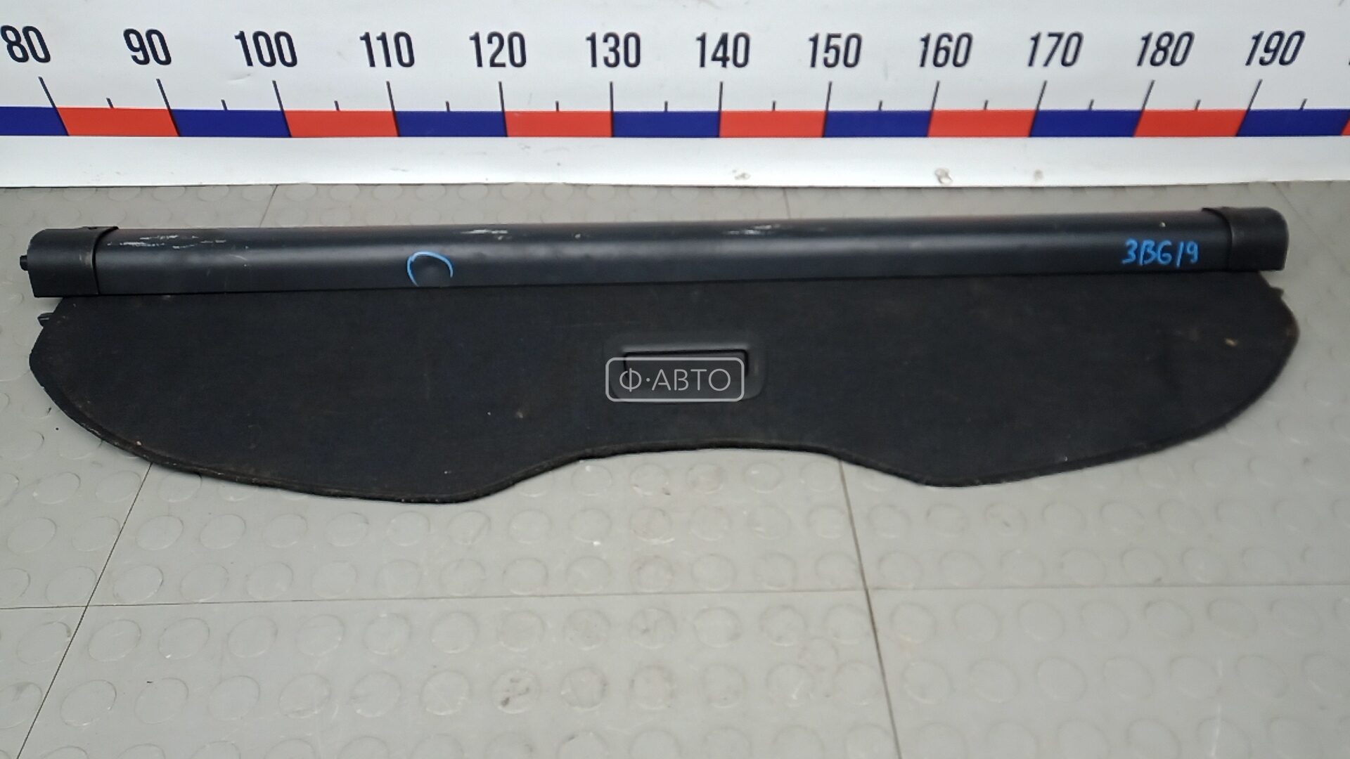 Шторка багажника