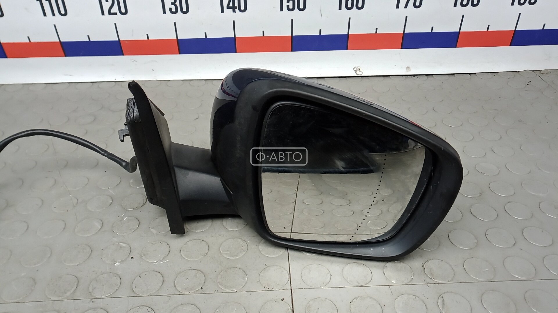 Зеркало наружное правое