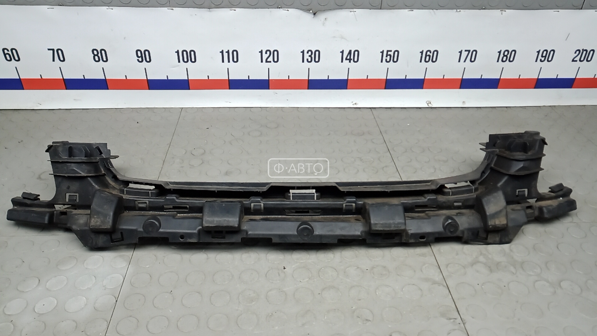 Усилитель бампера передний (кронштейн)