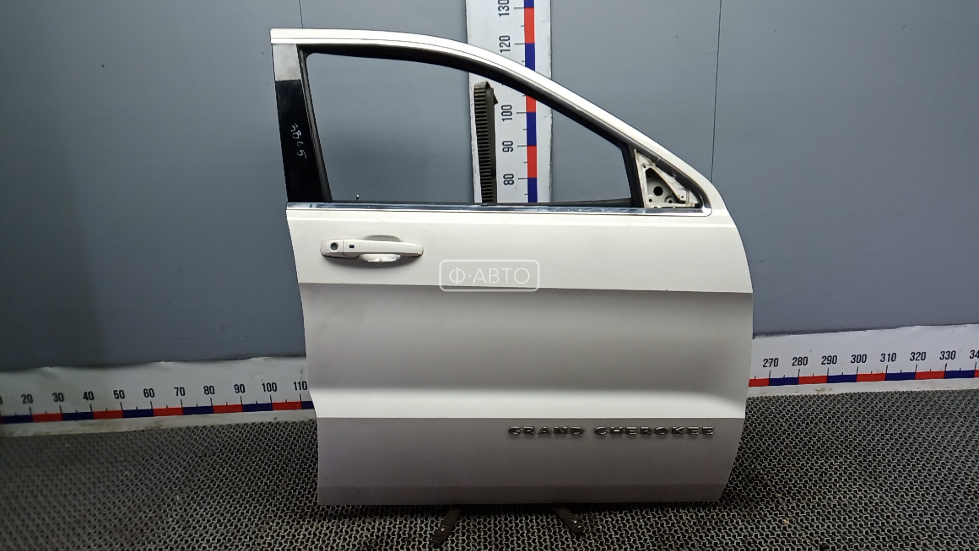 Дверь передняя правая