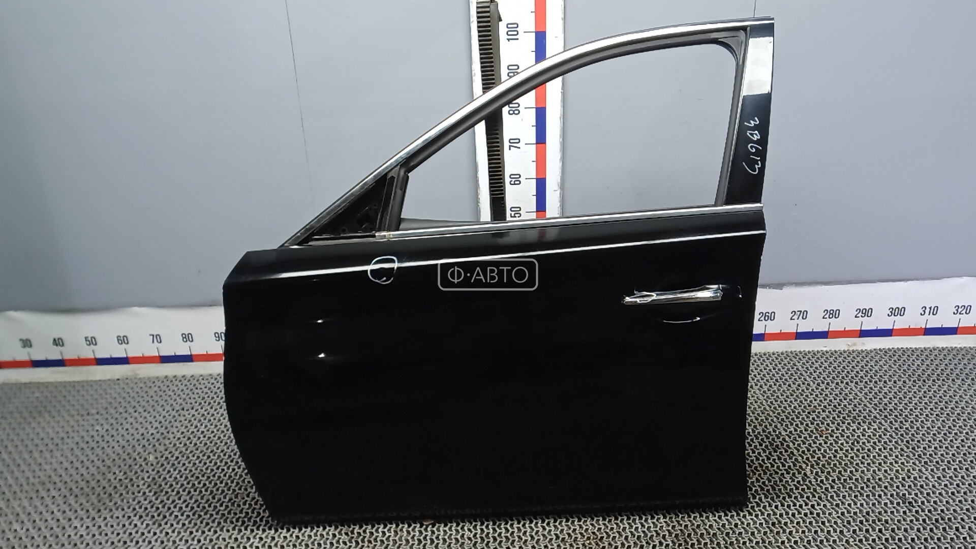 Дверь передняя левая