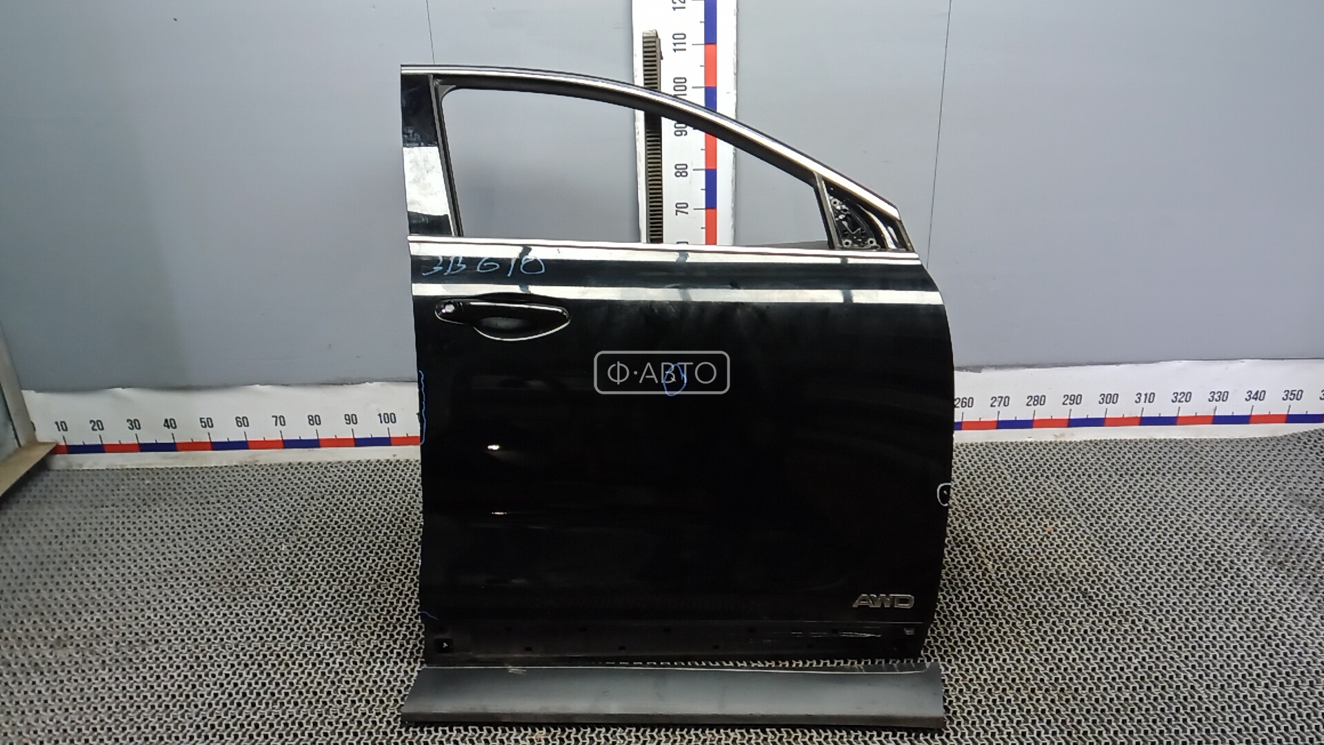 Дверь передняя правая