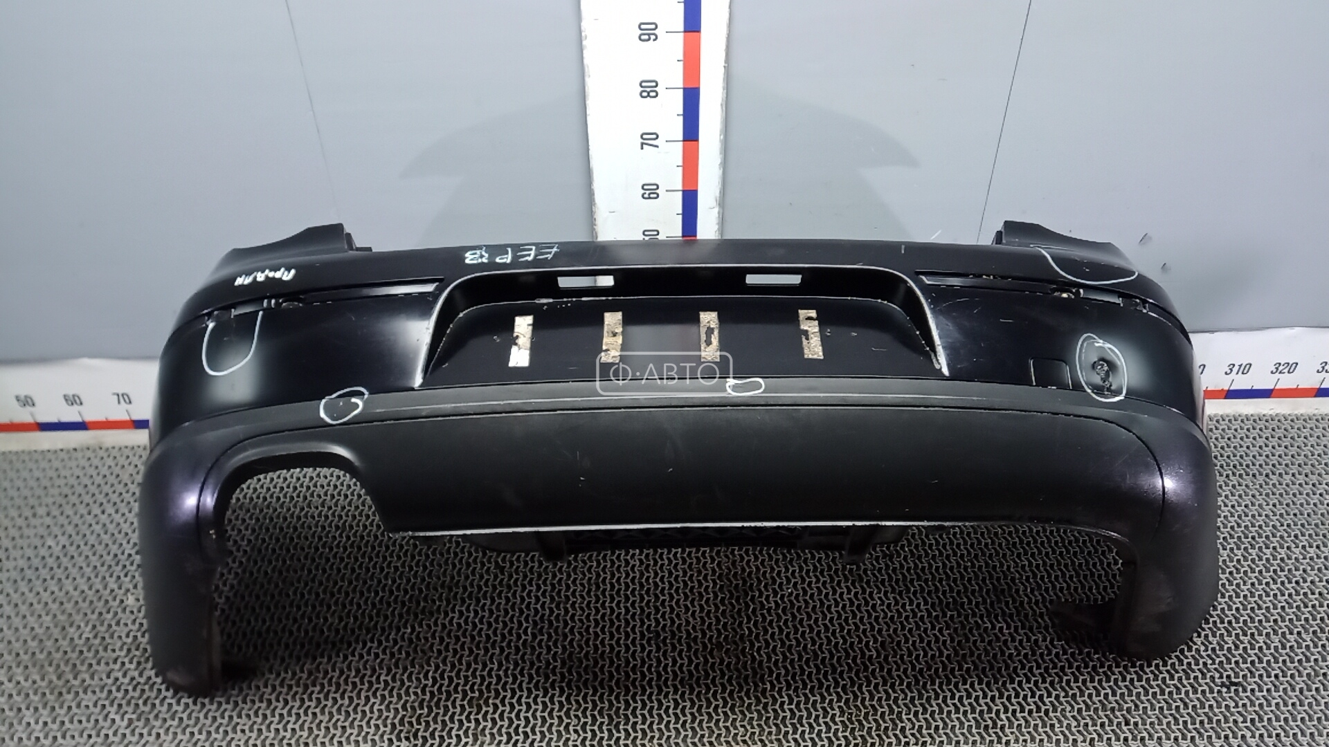 Бампер задний