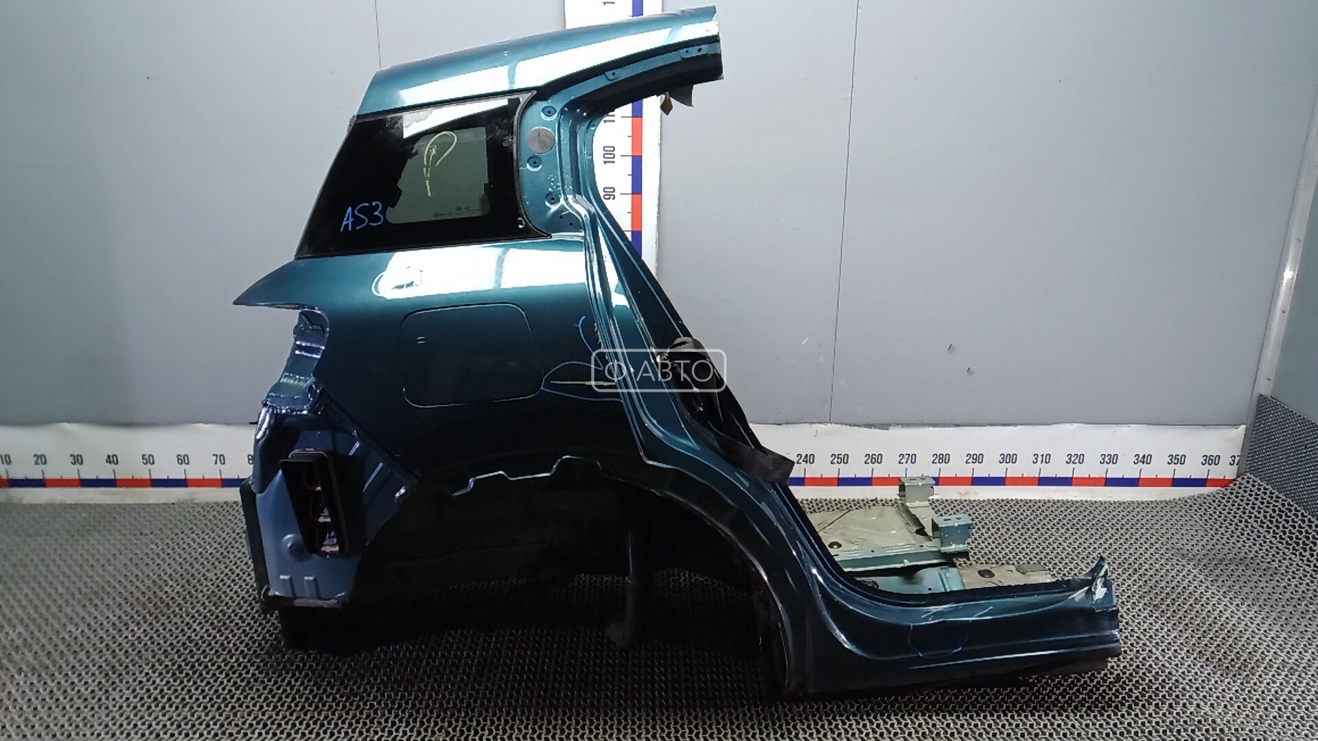 Крыло заднее правое