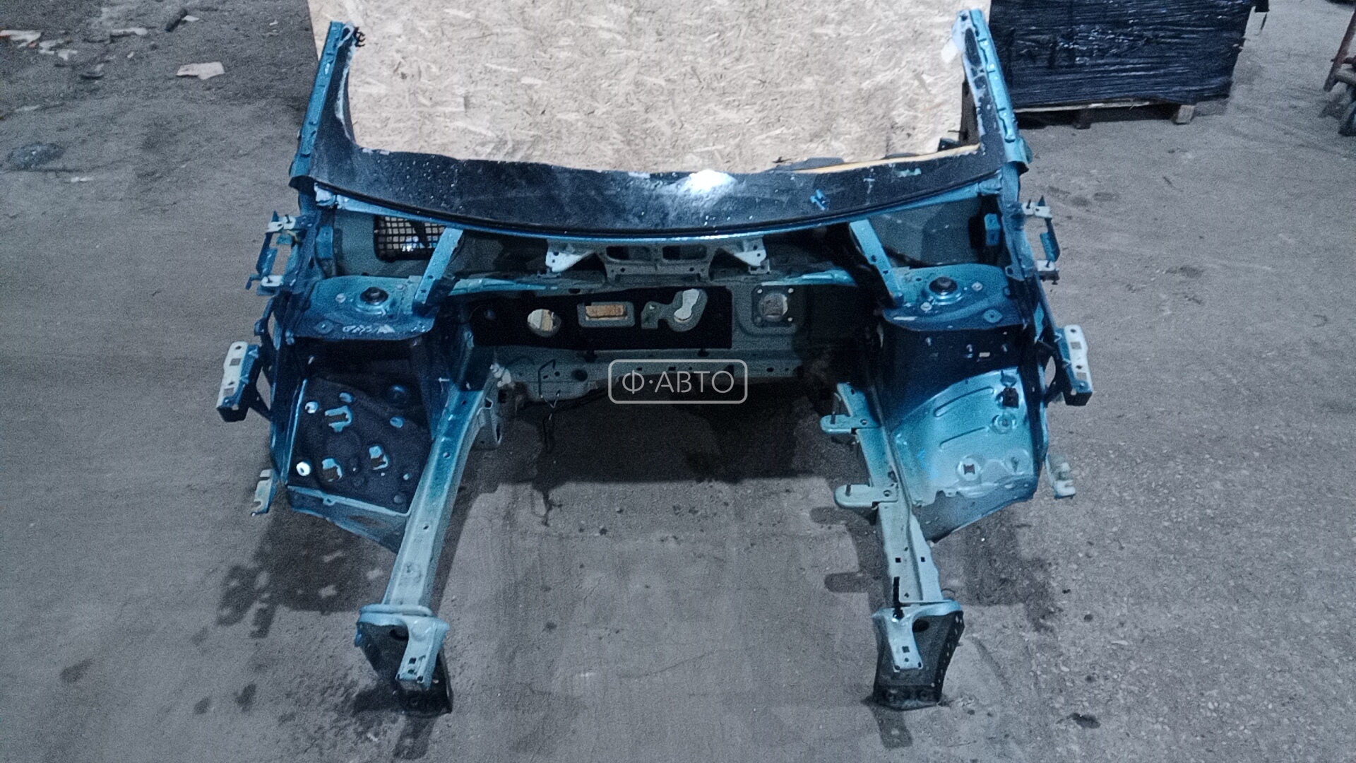 Передняя панель крепления облицовки (телевизор)