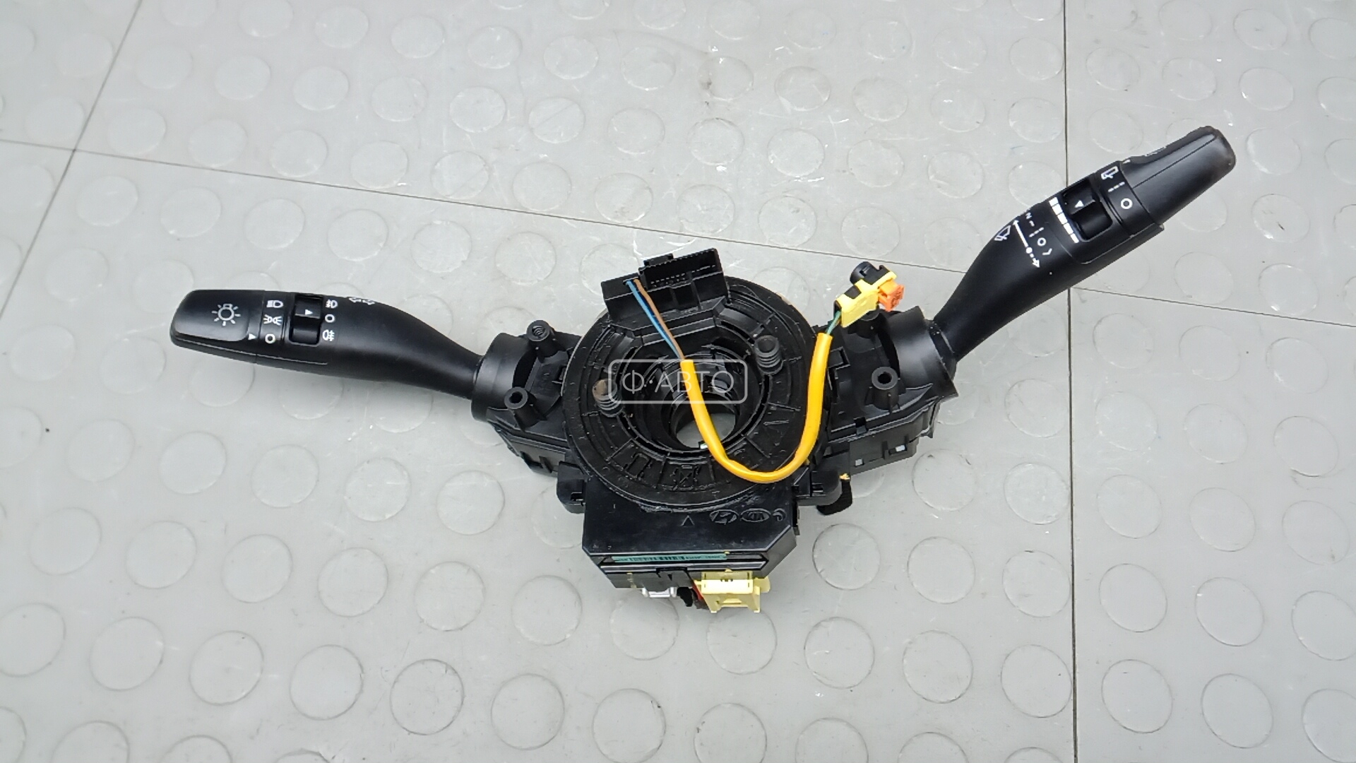 Переключатель поворотов и дворников (стрекоза)