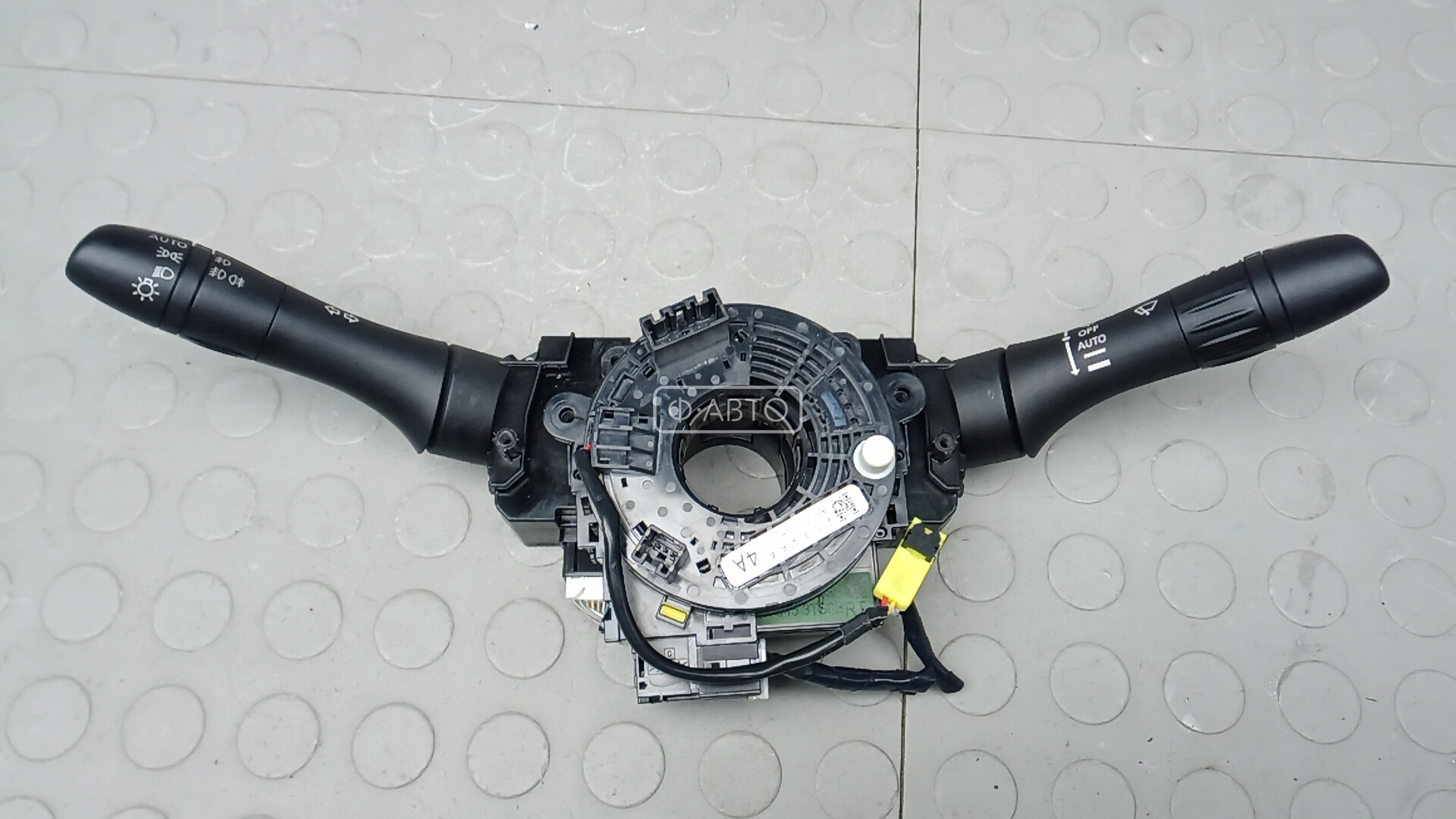 Переключатель поворотов и дворников (стрекоза)