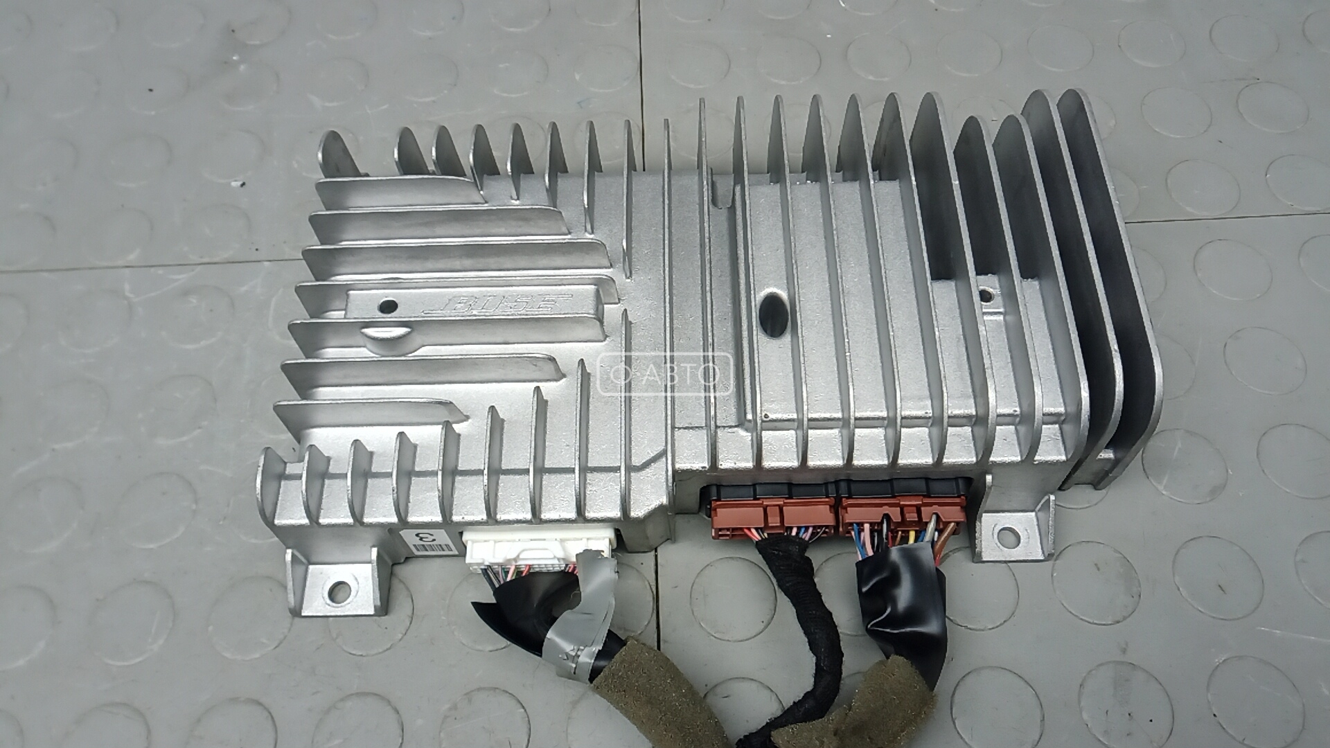 Усилитель музыки INFINITI Q50