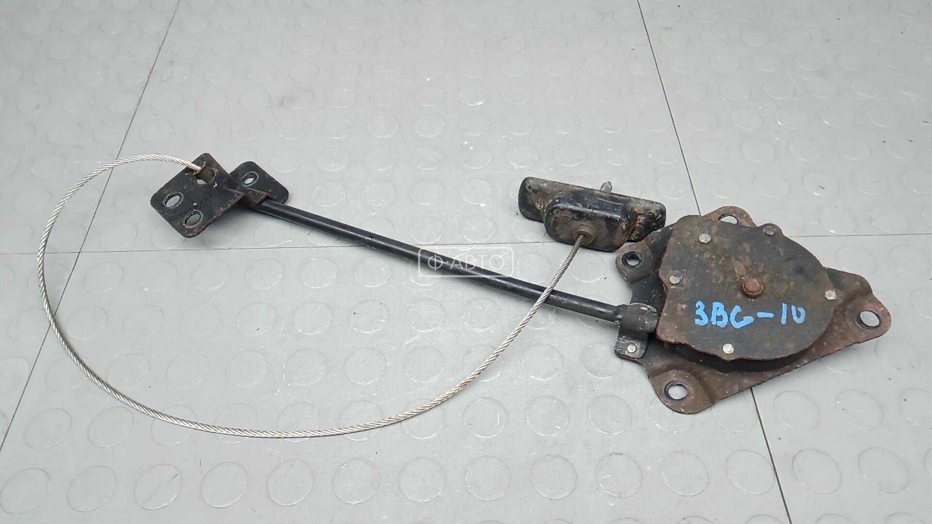 Механизм запасного колеса